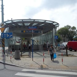 Metro Plac Wilsona