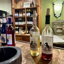 Chateau Morrisette Winery - Bar/wine tasting area
