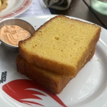 Red Rooster Harlem - CORNBREAD - American Near Me - New York, New York Red Rooster Harlem - CORNBREAD - American Near Me - New York, New York