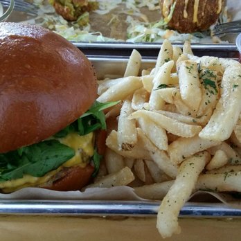 Brew Kitchen Bar - BKB burger - Gastropubs Near Me - Monterey Park, California