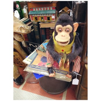 Avonlea Antiques and Interiors - Antiques Near Me - Jacksonville, Florida