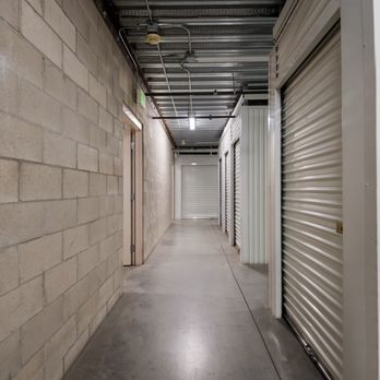 StorQuest Self Storage - Self Storage Near Me - Long Beach, California
