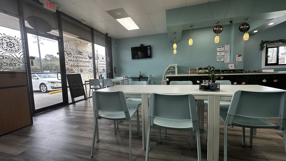 Nicole’s Mexican Café