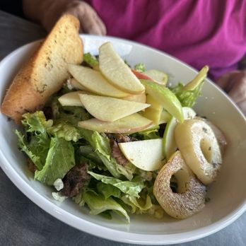 The Twisted Fork - Pear & Apple Salad - New American Near Me - Reno, Nevada