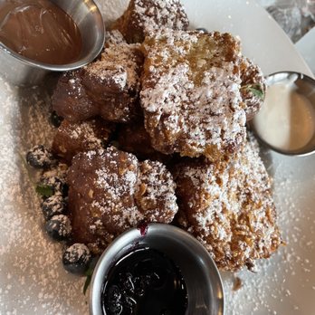 Bistro Cafe - Breakfast & Brunch Near Me - Miami, Florida Bistro Cafe - Breakfast & Brunch Near Me - Miami, Florida