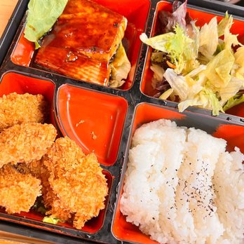 Restaurant Kunio - Japanese Near Me - Waipahu, Hawaii