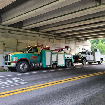Gaylock Wrecker Service - Towing Near Me - Logan, West Virginia Gaylock Wrecker Service - Towing Near Me - Logan, West Virginia