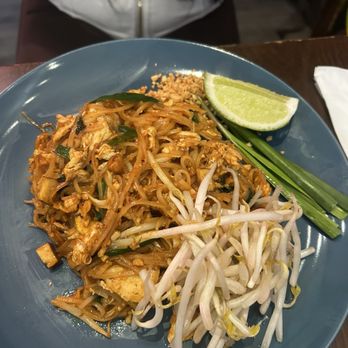 Wan Waan - Pad Thai - Lunch - Thai Near Me - New York, New York Wan Waan - Pad Thai - Lunch - Thai Near Me - New York, New York