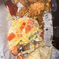 Angry Pepper Taphouse - Brisket tacos