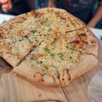 Caffe Concerto - Hawaiian Pizza - Italian Near Me - Los Angeles, California Caffe Concerto - Hawaiian Pizza - Italian Near Me - Los Angeles, California