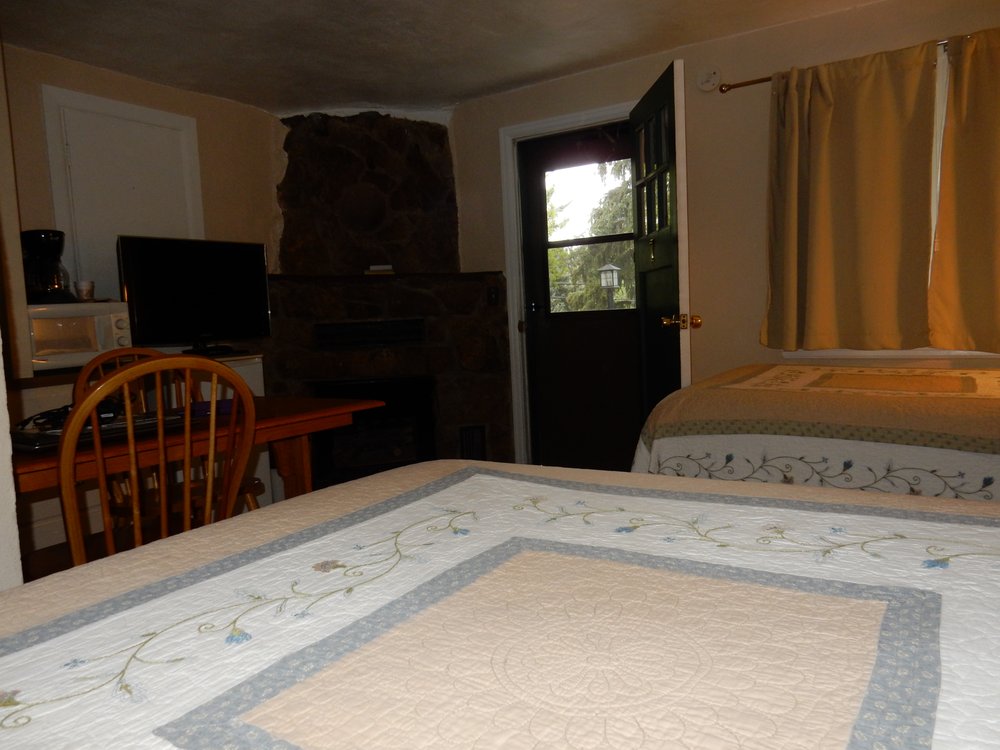 FIRESIDE RV PARK & CABINS Updated October 2024 12 Photos 6850 W