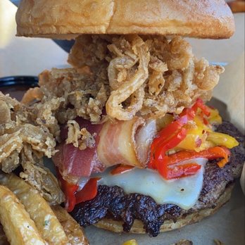 Broderick - Johnny cash burger - Burgers Near Me - Walnut Creek, California