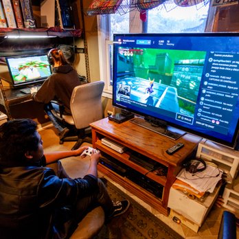 Dabbles - a man playing a video game - Convenience Stores Near Me - Mariposa, California Dabbles - a man playing a video game - Convenience Stores Near Me - Mariposa, California
