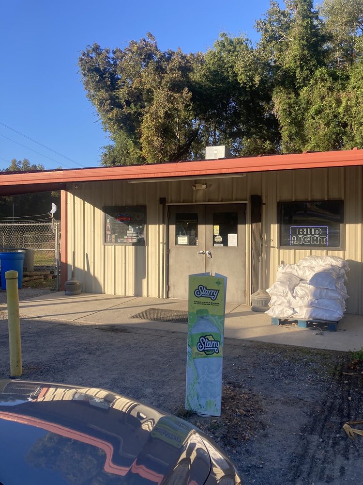 V & C GROCERY 1951 US15, South Carolina Convenience