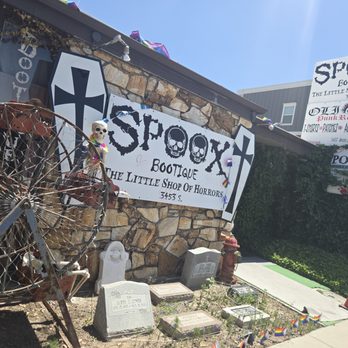 Spoox Bootique - Antiques Near Me - South Salt Lake, Utah Spoox Bootique - Antiques Near Me - South Salt Lake, Utah