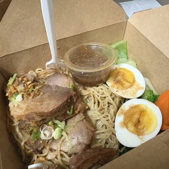 Bowl And Plate Eatery - Roasted Pork Noodle - Asian Fusion Near Me - Anaheim, California Bowl And Plate Eatery - Roasted Pork Noodle - Asian Fusion Near Me - Anaheim, California
