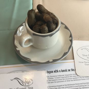 Sweetwater Branch Inn - Boiled peanuts - Bed & Breakfast Near Me - Gainesville, Florida