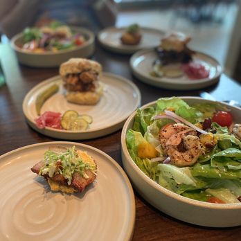 Yardbird - Fried Green Tomato BLT Butter Lettuce & Grilled Mango Salad - Southern Near Me - Dallas, Texas