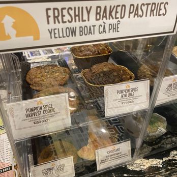 Spring 'N Fresh Rolls - Freshly baked pastries from Yellow Boat Cà Phê - Vietnamese Near Me - Toronto, Ontario