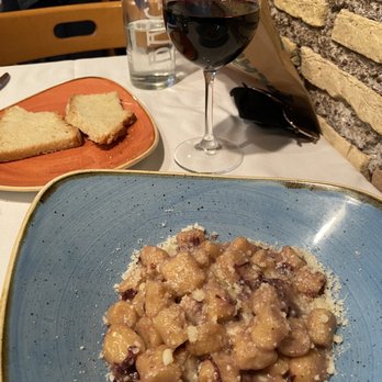 Bà Ghetto - Gnocchi and - Jewish Near Me - Rome, RM Bà Ghetto - Gnocchi and - Jewish Near Me - Rome, RM