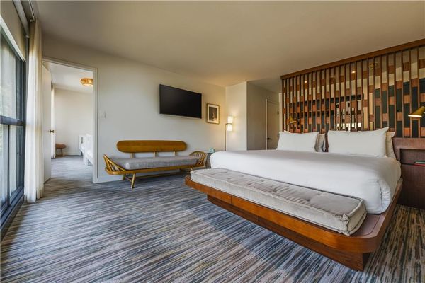 Flamingo Resort and Spa Santa Rosa Sonoma, Tapestry by Hilton by null