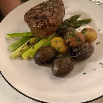 Perrine - Filet, asparagus and potatoes - New American Near Me - New York City, New York Perrine - Filet, asparagus and potatoes - New American Near Me - New York City, New York