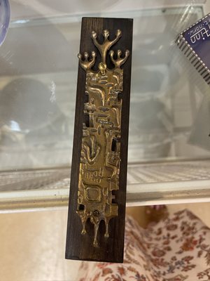 Dust-Vintage Home Furnishings