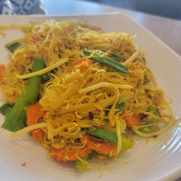 Singapore noodles Singapore noodles