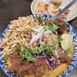 Khao Soi (with deep fried chicken)