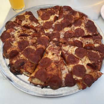 Toppers Pizza Place - Pepperoni pizza (large) - Pizza Near Me - Ventura, California