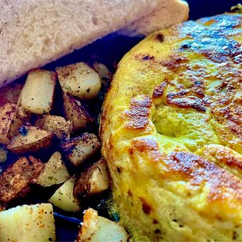 Somethings Brewing Downtown - Ham, Cheese, and Jalapeño Omelet - Coffee & Tea Near Me - Grayslake, Illinois Somethings Brewing Downtown - Ham, Cheese, and Jalapeño Omelet - Coffee & Tea Near Me - Grayslake, Illinois