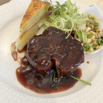 Le Yaca - Filet au Poivre: Beef Tenderloin*, Deglazed with Cognac & Peppercorn Demi-Glace - French Near Me - Williamsburg, Virginia