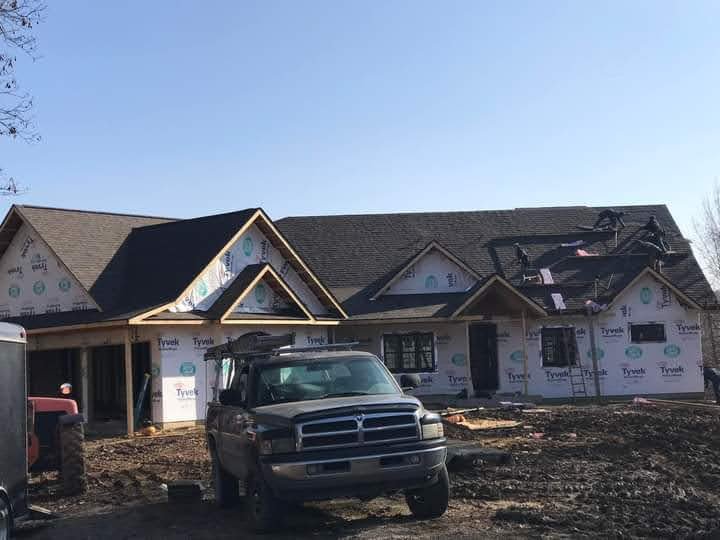 Slide of Ellis Construction & Roofing