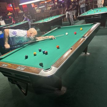 Slick Willie's Family Pool Hall - Fun night out - Pool Halls Near Me - Katy, Texas Slick Willie's Family Pool Hall - Fun night out - Pool Halls Near Me - Katy, Texas