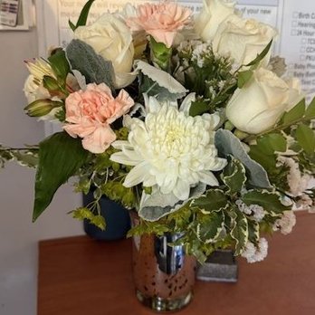 Encinitas Flower Shop - Florists Near Me - Encinitas, California Encinitas Flower Shop - Florists Near Me - Encinitas, California