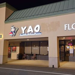 YAO Sushi Bar & Asian Cuisine - Exterior