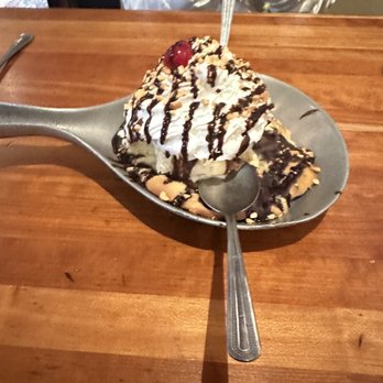Cheddar's Scratch Kitchen - cookie monster - American Near Me - Fort Worth, Texas