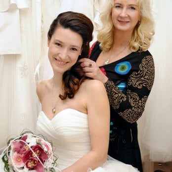 Kamm und Schere - Ihr Haar- und Hauterlebnis in Pankow - Hair Salons Near Me - Berlin, BE Kamm und Schere - Ihr Haar- und Hauterlebnis in Pankow - Hair Salons Near Me - Berlin, BE
