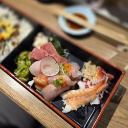  Sushi Katsu-ya - Chirashi