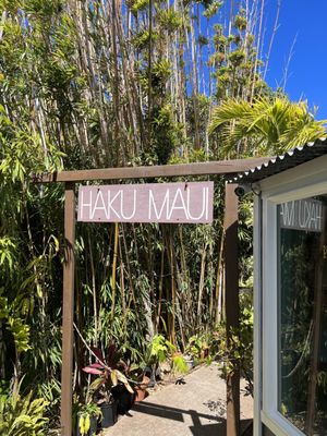 Haku Maui by null