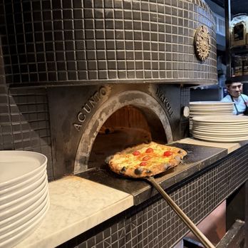 Pizza Studio Tamaki - Pizza in 120 seconds - Pizza Near Me - New York, New York Pizza Studio Tamaki - Pizza in 120 seconds - Pizza Near Me - New York, New York