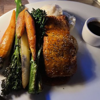 Yard House - Whiskey Glazed Salmon-DIVINE - New American Near Me - Cincinnati, Ohio Yard House - Whiskey Glazed Salmon-DIVINE - New American Near Me - Cincinnati, Ohio