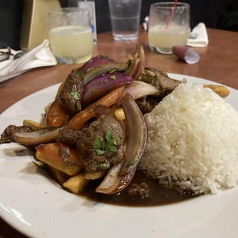 El Chullo Peruvian Restaurant & Bar - Lomo Saltado - Peruvian Near Me - Phoenix, Arizona El Chullo Peruvian Restaurant & Bar - Lomo Saltado - Peruvian Near Me - Phoenix, Arizona
