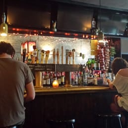 Lake Street bar, happy hour Lake Street bar, happy hour