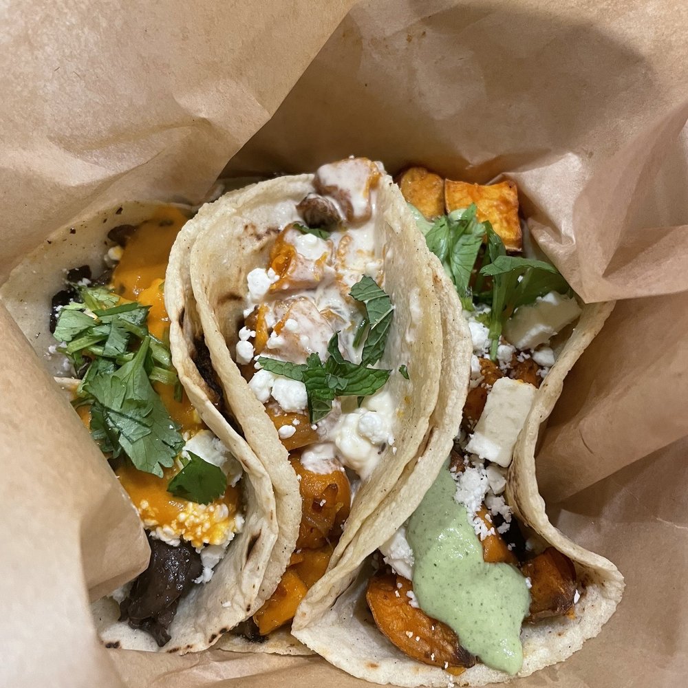 well dressed burrito THE - Updated July 2026 - 343 Photos & 376 Reviews - 1220 19th St NW, Washington, District of Columbia - Mexican - Restaurant Reviews - Phone Number - Menu The Well Dressed Burrito -