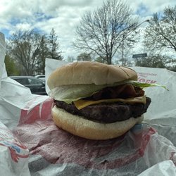 Wendy's - Jr. Bacon Cheeseburger