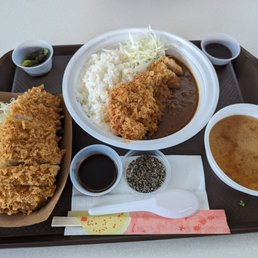 Rosu (loin) katsu kare with extra side order of rosu katsu Rosu (loin) katsu kare with extra side order of rosu katsu