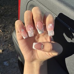 Nail Spa - Car door