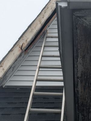 F & F Home Improvement Logo