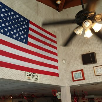 Flo's Farmhouse Cafe - Front of house. - Cafes Near Me - Riverside, California Flo's Farmhouse Cafe - Front of house. - Cafes Near Me - Riverside, California